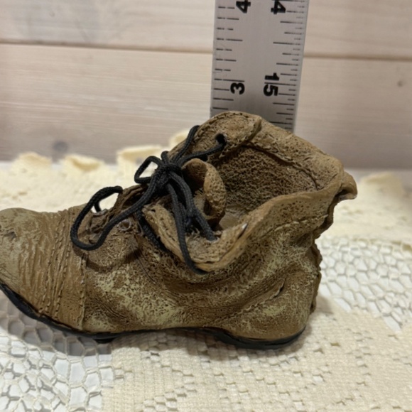 Vintage Handmade Resin Collectible 1920s Style Boot Signed By P.I.S.C - Picture 7 of 8